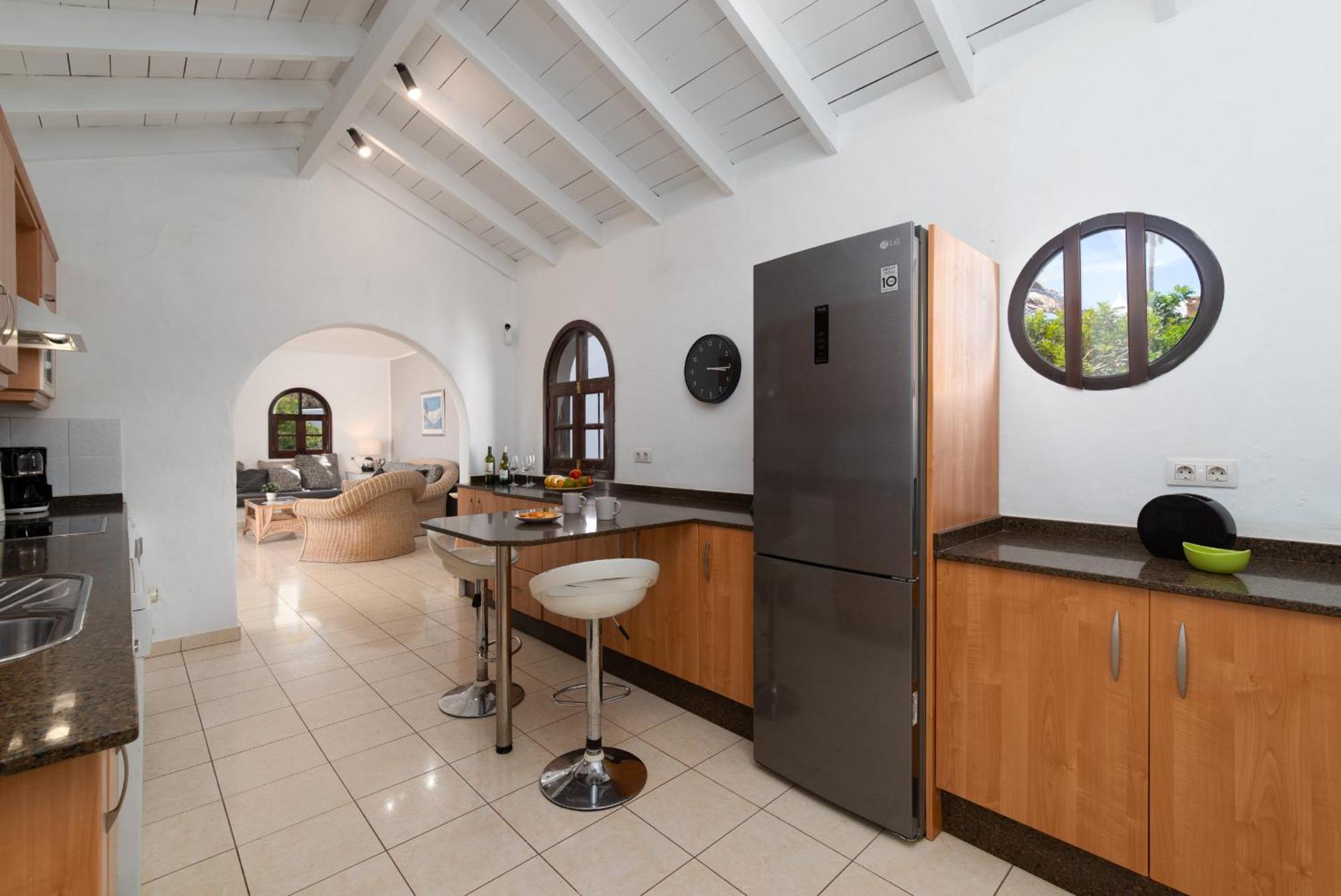 Villa Michelle - Lh114 By Villas Now Ltd Коста Бланка Экстерьер фото